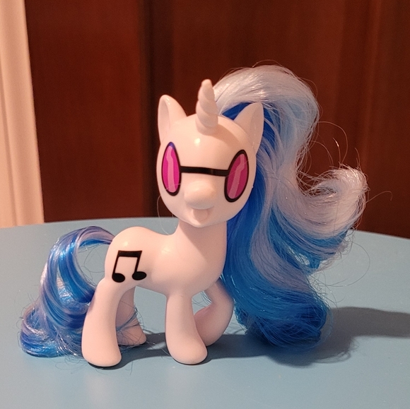 DJ-Pon-3 aka Vinyl Scratch My Little Pony NWOT toy! Rare! - Picture 5 of 5
